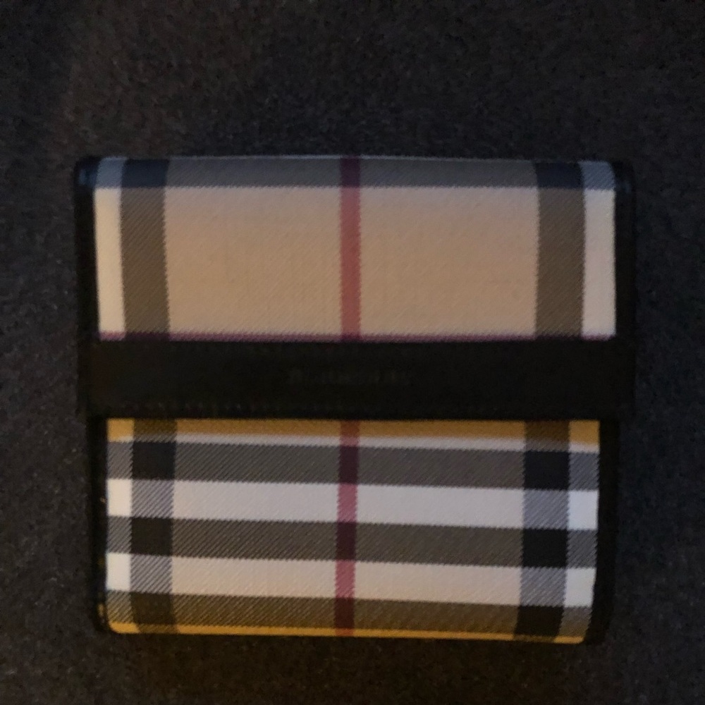 Burberry black plaid wallet - Picture 2 of 8